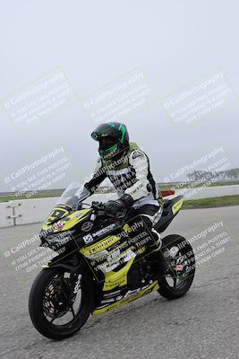 media/Nov-29-2025-TrackDaz (Sat) [[10ae2d9bce]]/Around the Pits/